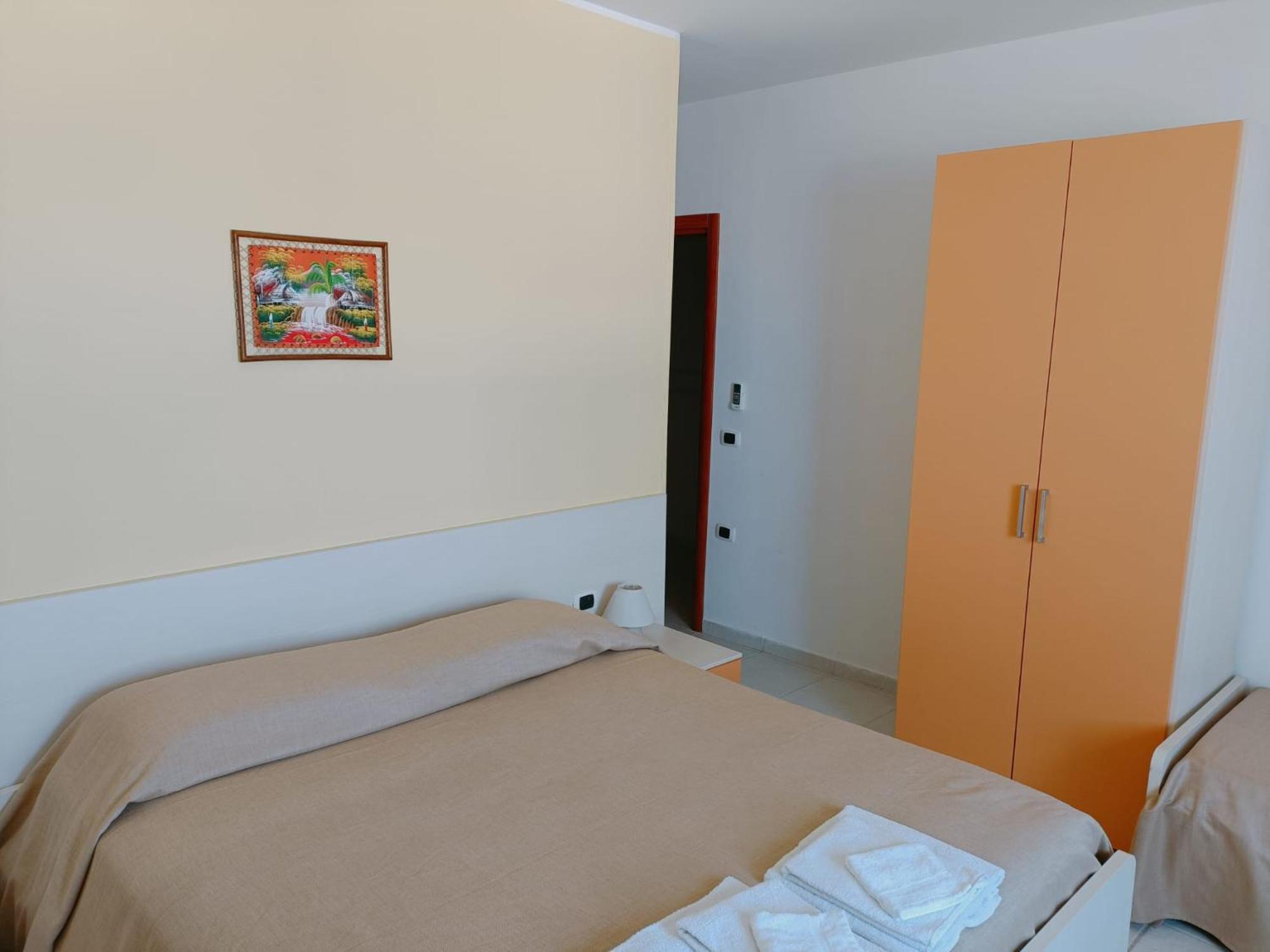 B&B Donna Nina Джоя Тауро Екстериор снимка