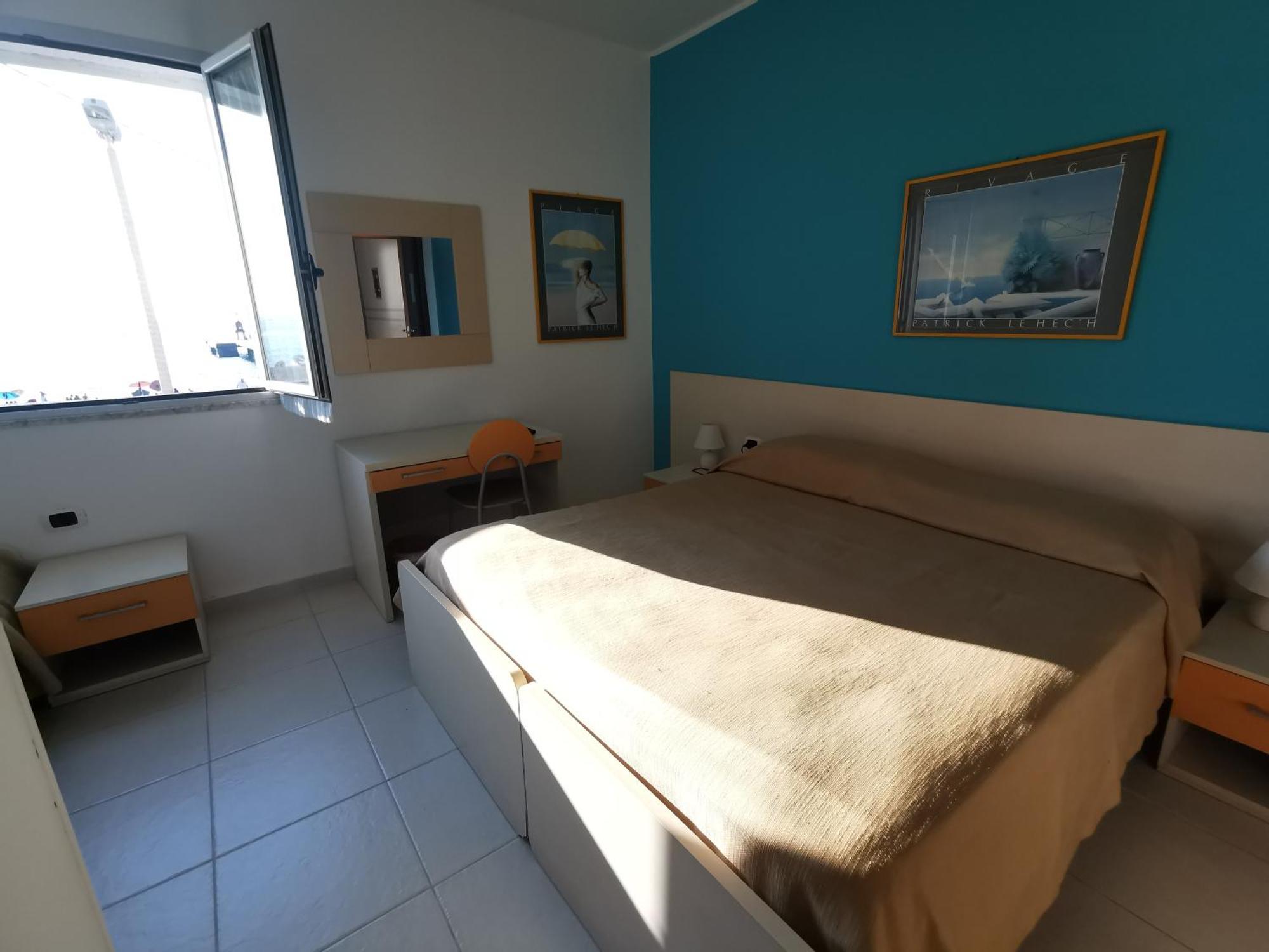 B&B Donna Nina Джоя Тауро Екстериор снимка